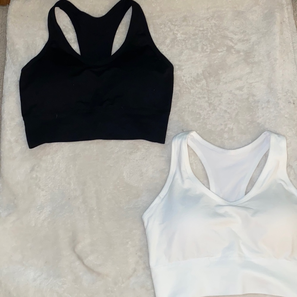 Set of 2 sport bras